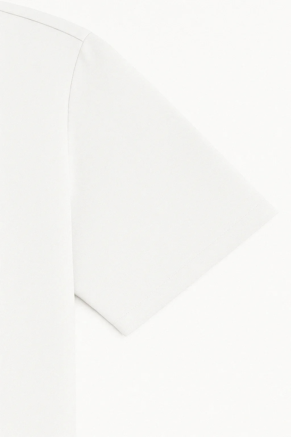 ESSENTIAL WHITE OUTFIT SET - Whitford Maison